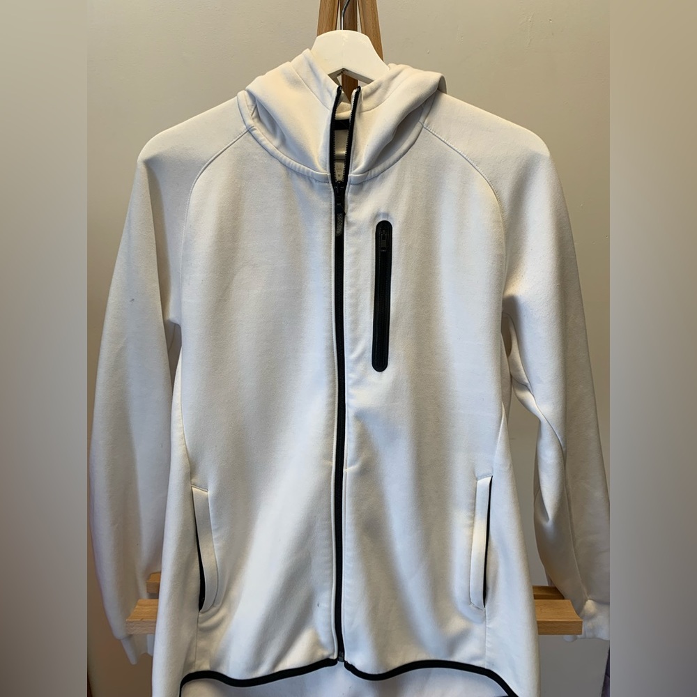Uniqlo fleece jacket
